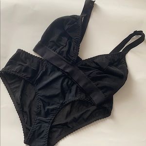 J3L Lingerie set